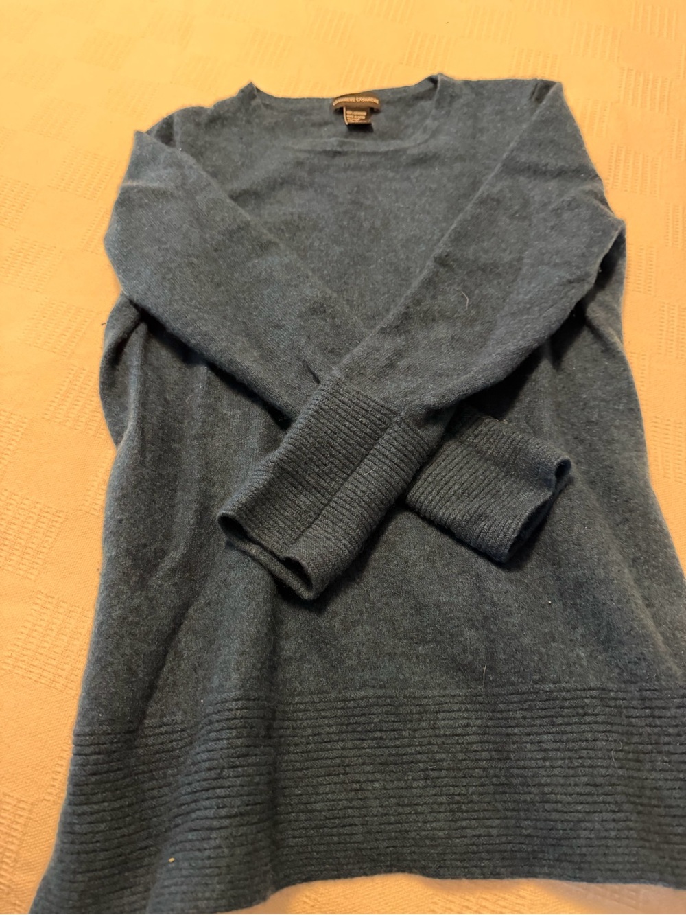 Women’s teal cashmere sweater